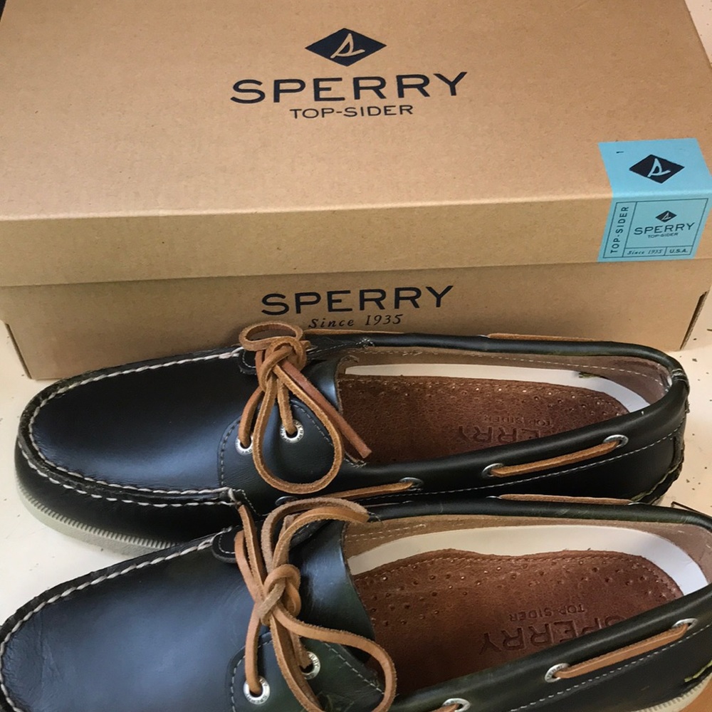 Sperry Topsider